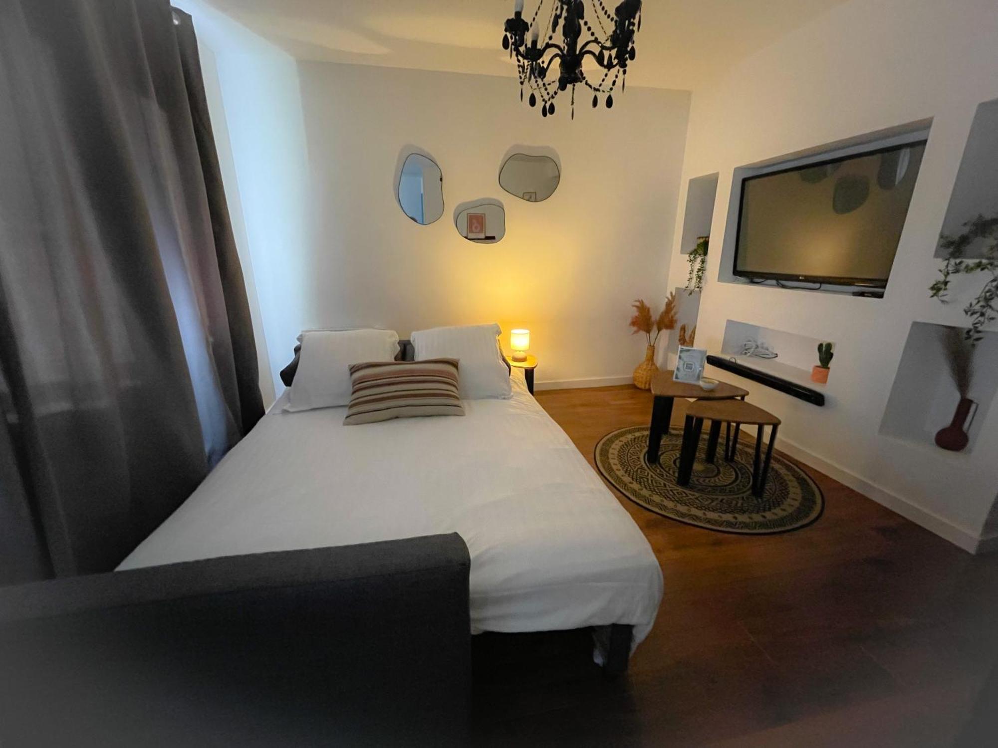 Ferienwohnung L'Ecureuil Calais Exterior foto